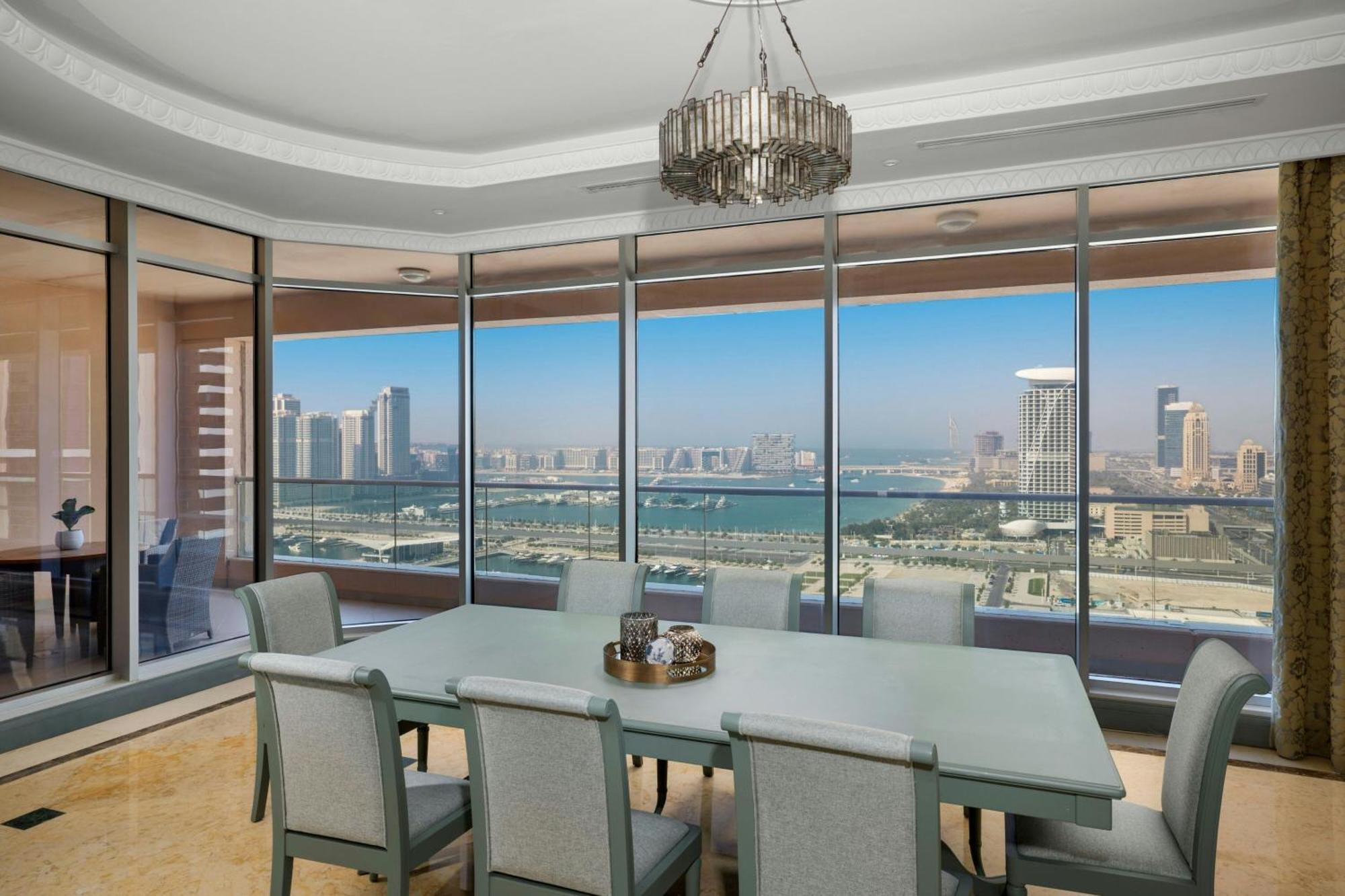 합투어 그랜드 리조트, 오토그래프 콜렉션 두바이 외부 사진 Interior of a model home